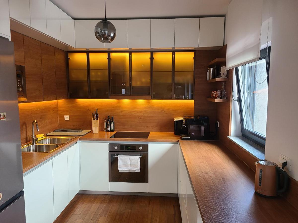 Modern 4-Star Luxury Apt - Wfh Ready, Free Parking Zagabria Esterno foto