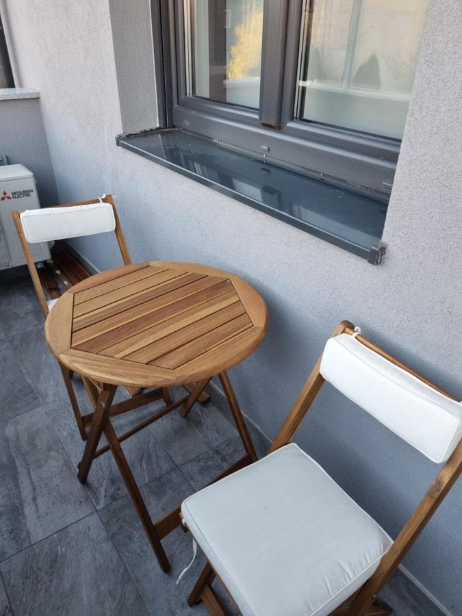Modern 4-Star Luxury Apt - Wfh Ready, Free Parking Zagabria Esterno foto